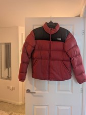 The North Face 700 Medium Red